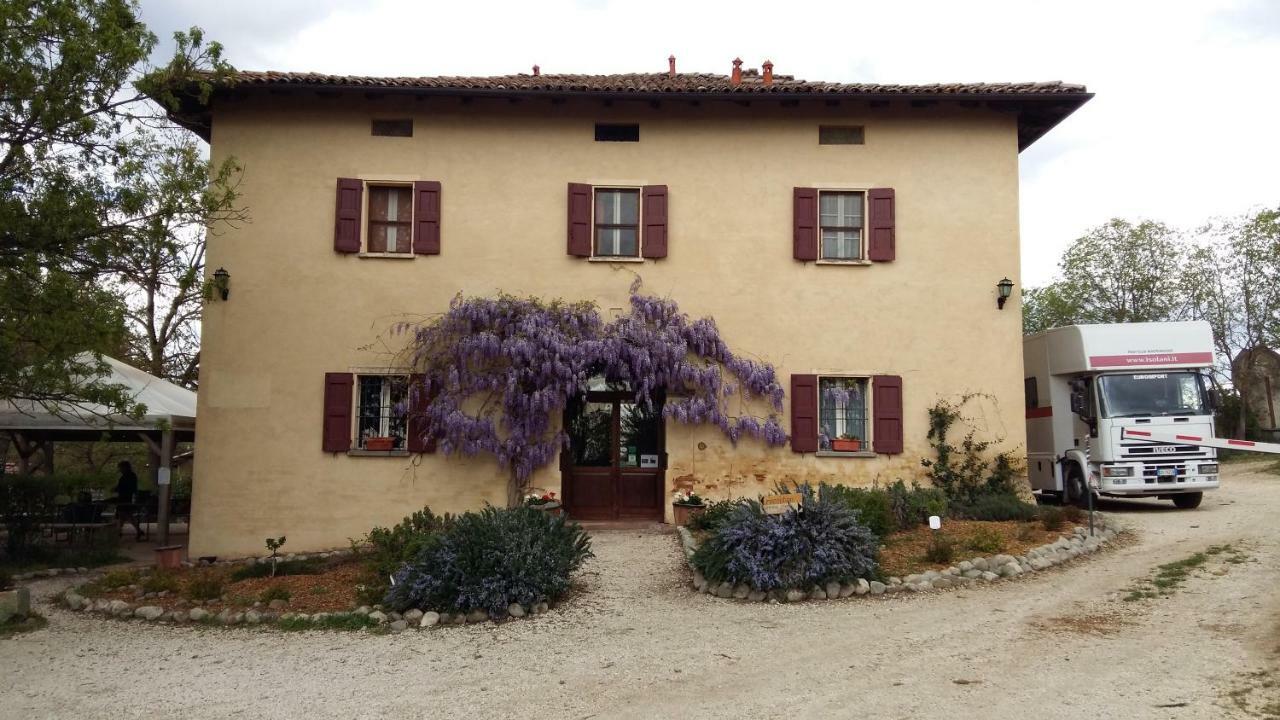 Agriturismo Montevecchio Isolani Monte San Pietro Eksteriør billede